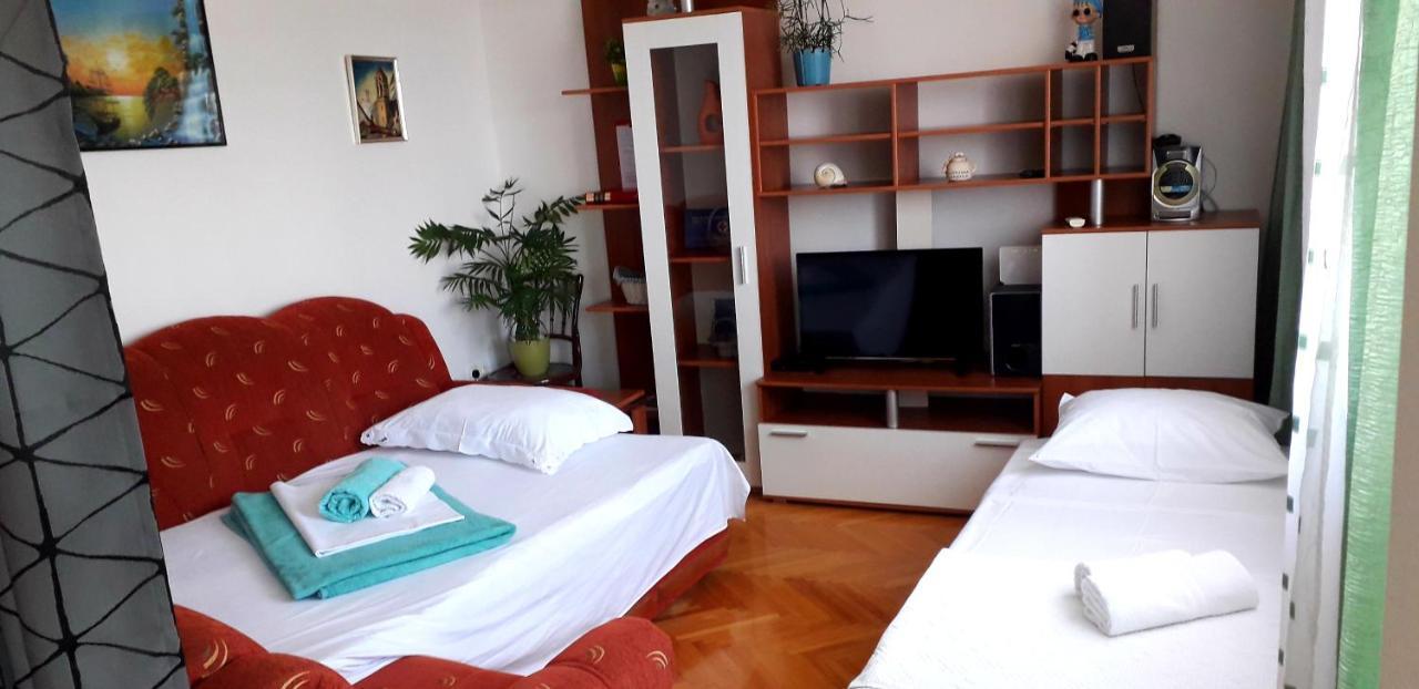 Mateo Apartment Dugi Rat Luaran gambar