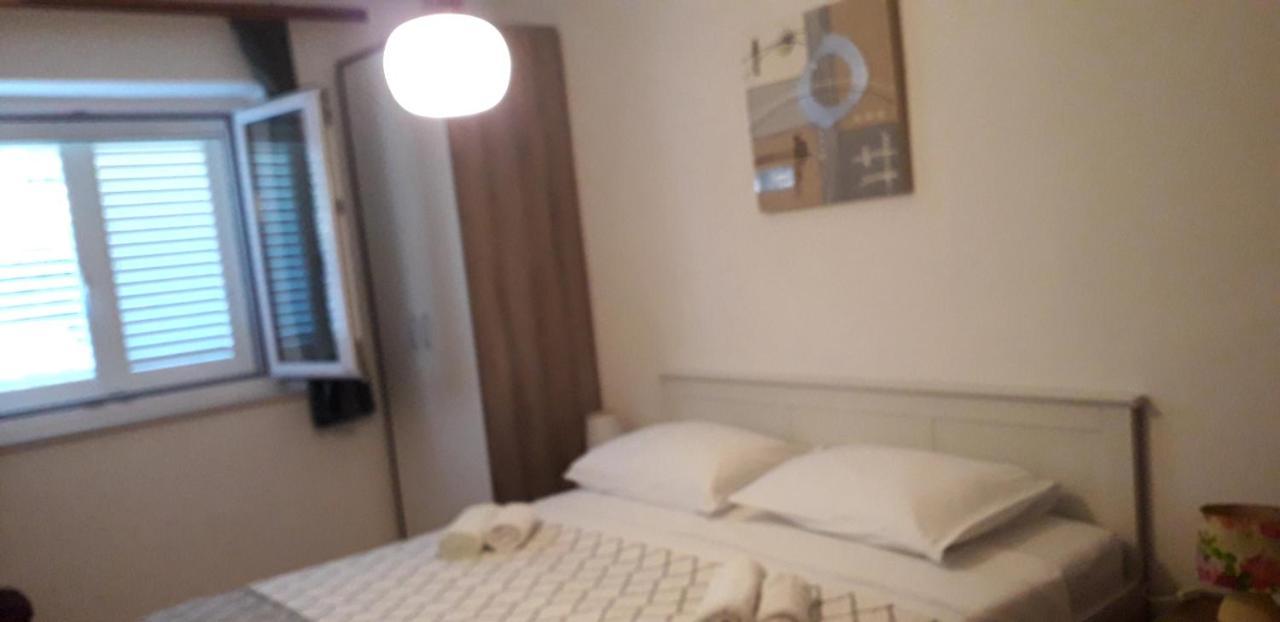 Mateo Apartment Dugi Rat Luaran gambar