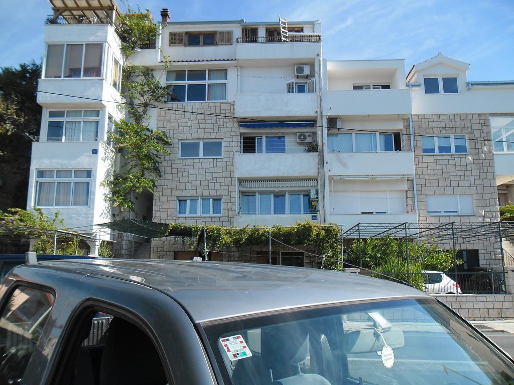 Mateo Apartment Dugi Rat Luaran gambar